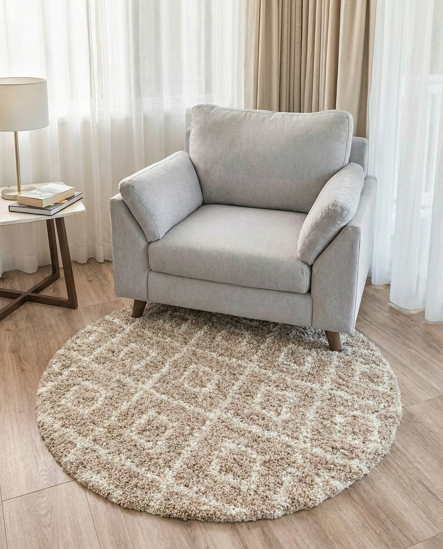 3' 3 x 3' 3 Trellis Shag Round Rug