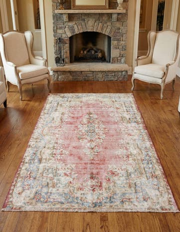 4' x 6' 6 Vintage Royal Wool Rug