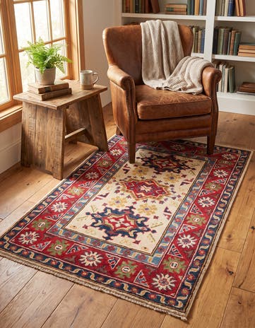 2' 7 x 4' Hand Knotted Kazak Rug