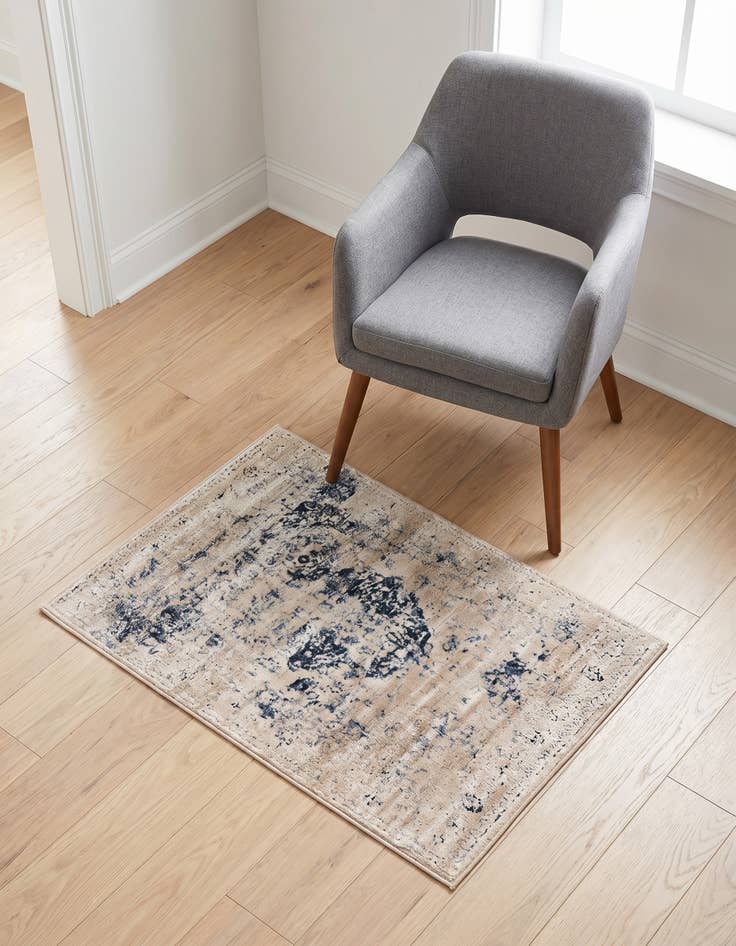 Detail image of 2' x 3' Eliza Rug