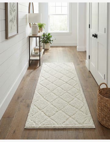 Ivory Lattice Shag Runner Rug
