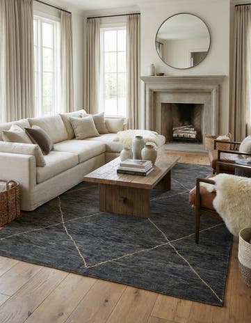 6' 5 x 10' Hand Knotted Darya Wool Rug