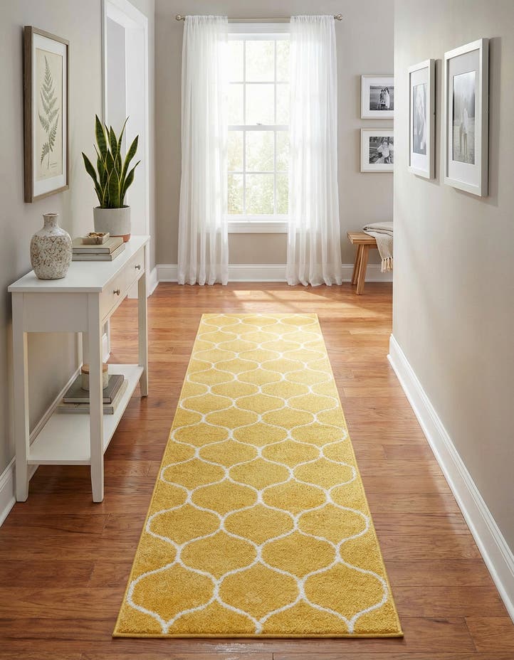 2' x 8' 8 Lattice Frieze Runner Rug