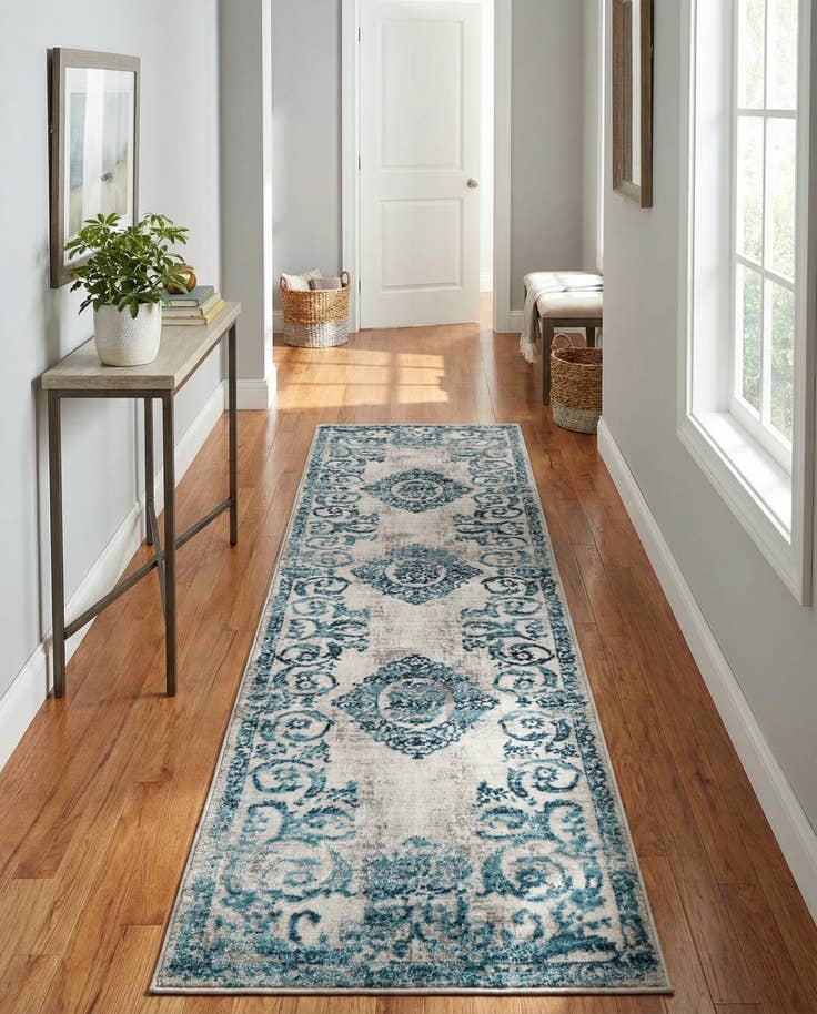 Detail image of 2' x 8' Finsbury Runner Rug
