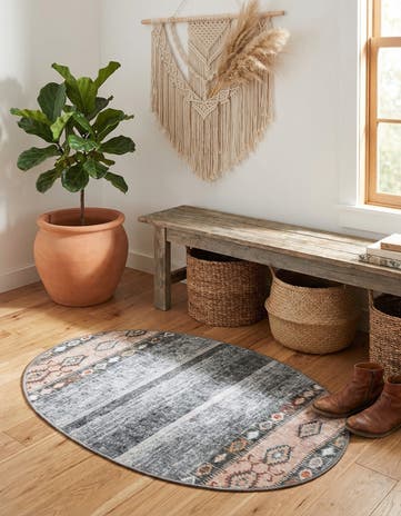 2' x 3' Washable Timeless Oval Rug