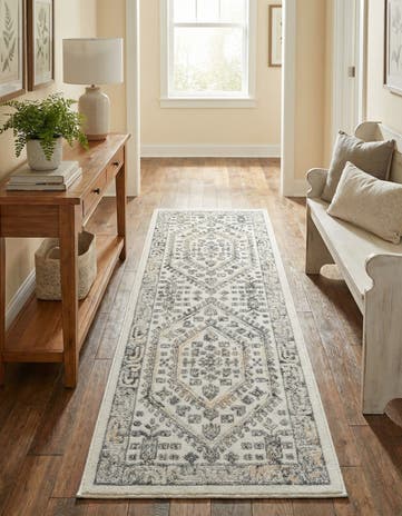 2' x 6' Aurelia Runner Rug