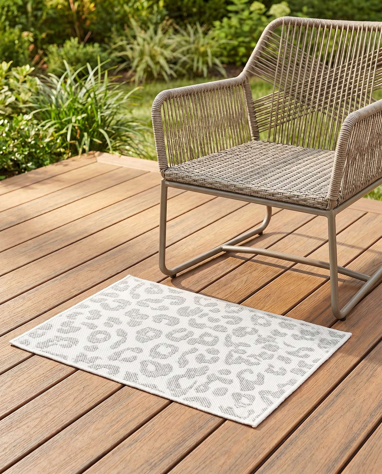2' x 3' Easy-Clean Safari Indoor / Outdoor Rug