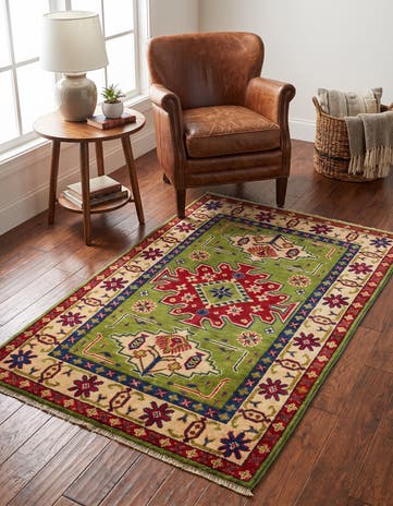 2' 9 x 4' 2 Hand Knotted Kazak Rug