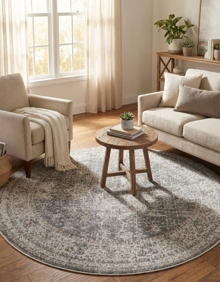 Detail image of 5' 5 x 5' 5 Santiago Round Rug