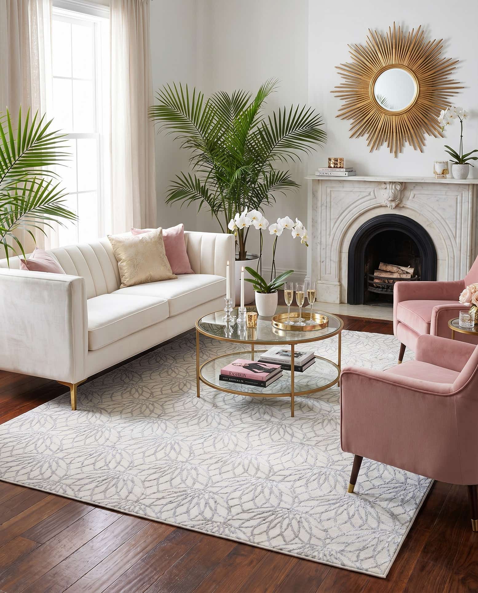 10' x 13' Marilyn Monroe™ Glam Dahlia Rug