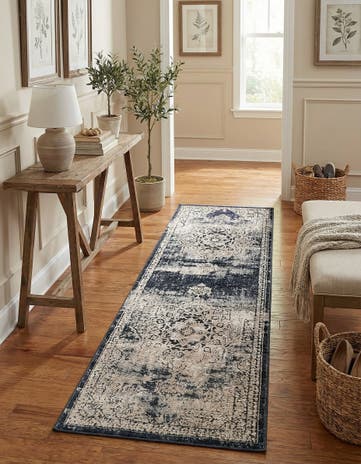 2' x 6' 9 Eliza Runner Rug