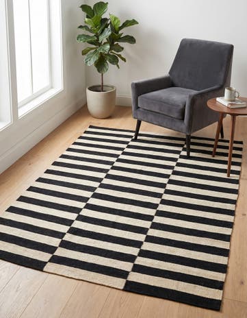 4' 1 x 5' 10 Hand Woven Kilim Suzani Wool Rug