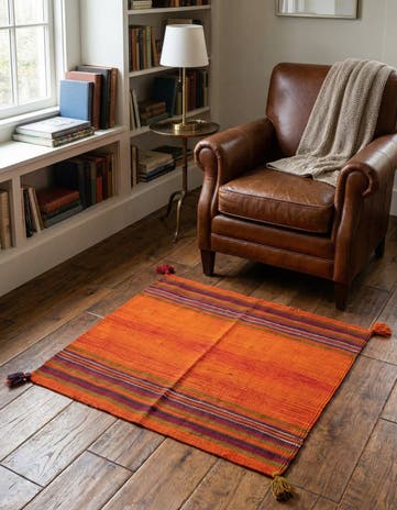 3' 6 x 3' 6 Hand Woven Kilim Fars Wool Square Rug