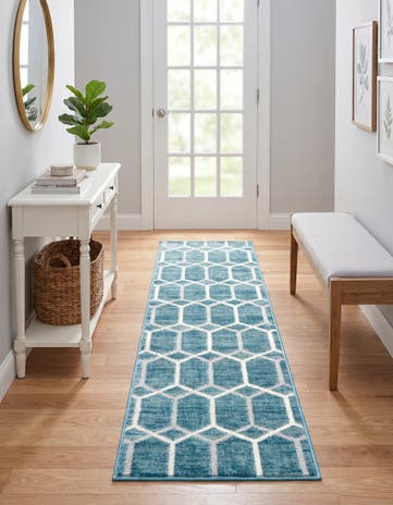 2' x 6' Lattice Trellis Runner Rug