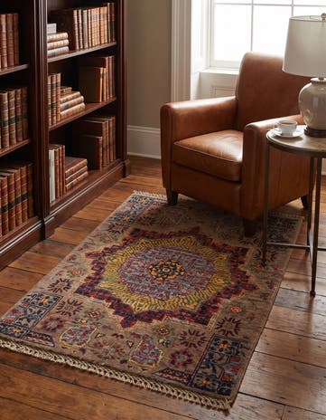 1' 11 x 2' 11 Hand Knotted Mamluk Ziegler Rug