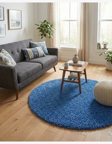 5' 3 x 5' 3 Solid Shag Round Rug