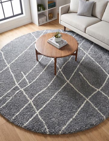 7' 10 x 7' 10 Soft Touch Shag Round Rug