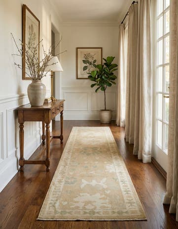 2' 8 x 10' Hand Knotted Oushak Wool Runner Rug