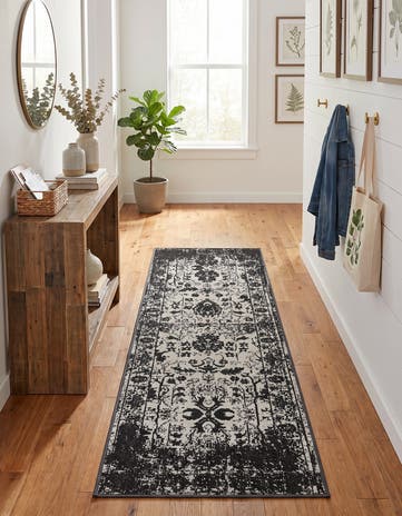 2' x 6' Kamala Washable Runner Rug