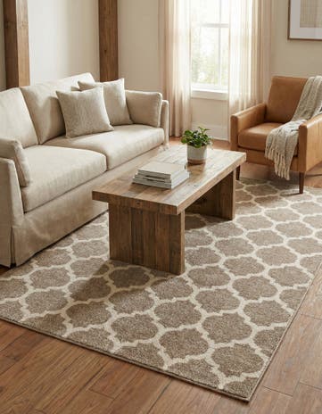 5' 3 x 8' Lattice Rug