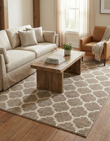 5' 3 x 8' Lattice Rug
