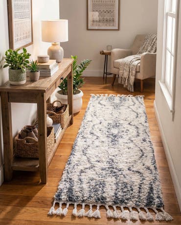  2' 2 x 6' Athena Shag Runner Rug
