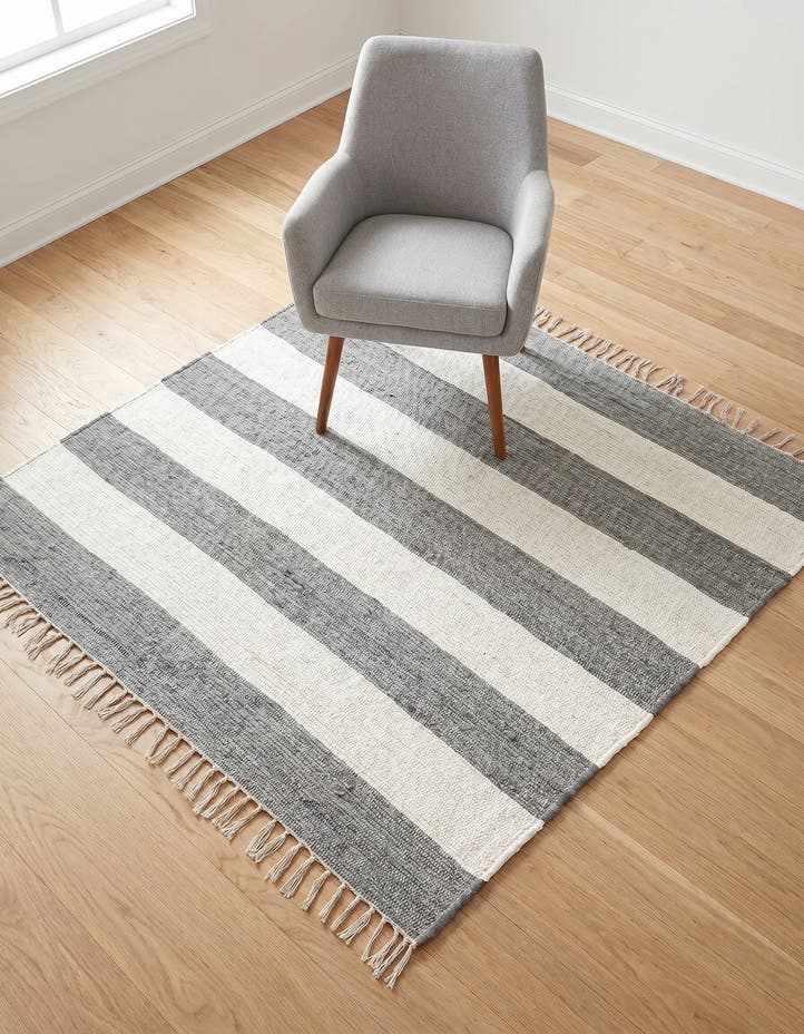 5' 1 x 5' 1 Hand Woven Chindi Rag Square Rug