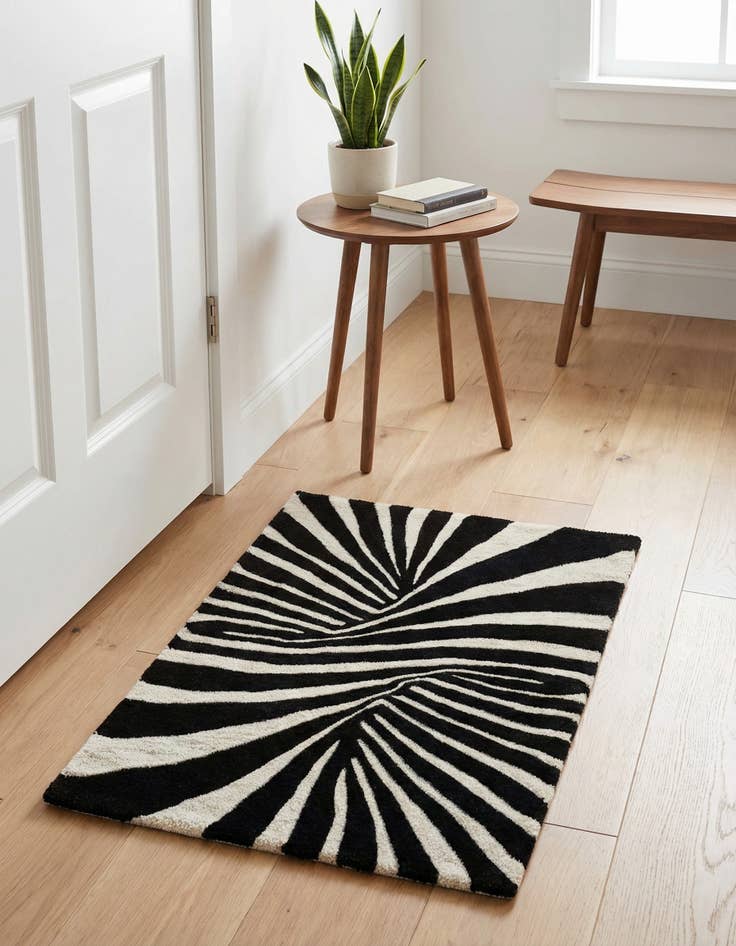 Detail image of  2' x 3' 1 Vortex Wool Rug