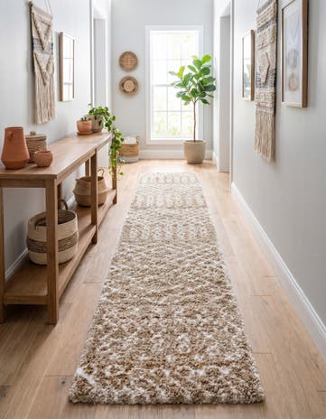 2' 7 x 14' Moroccan Shag Runner Rug