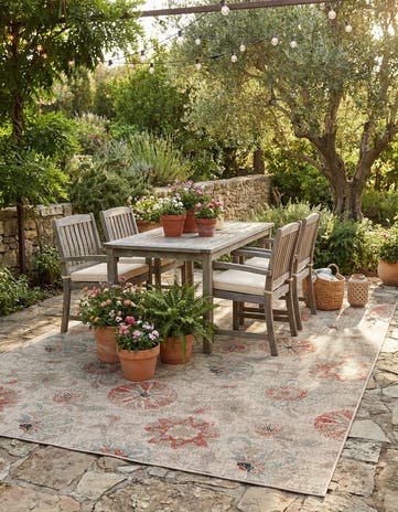 7' 10 x 10' Easy-Clean Botanical Indoor / Outdoor Rug