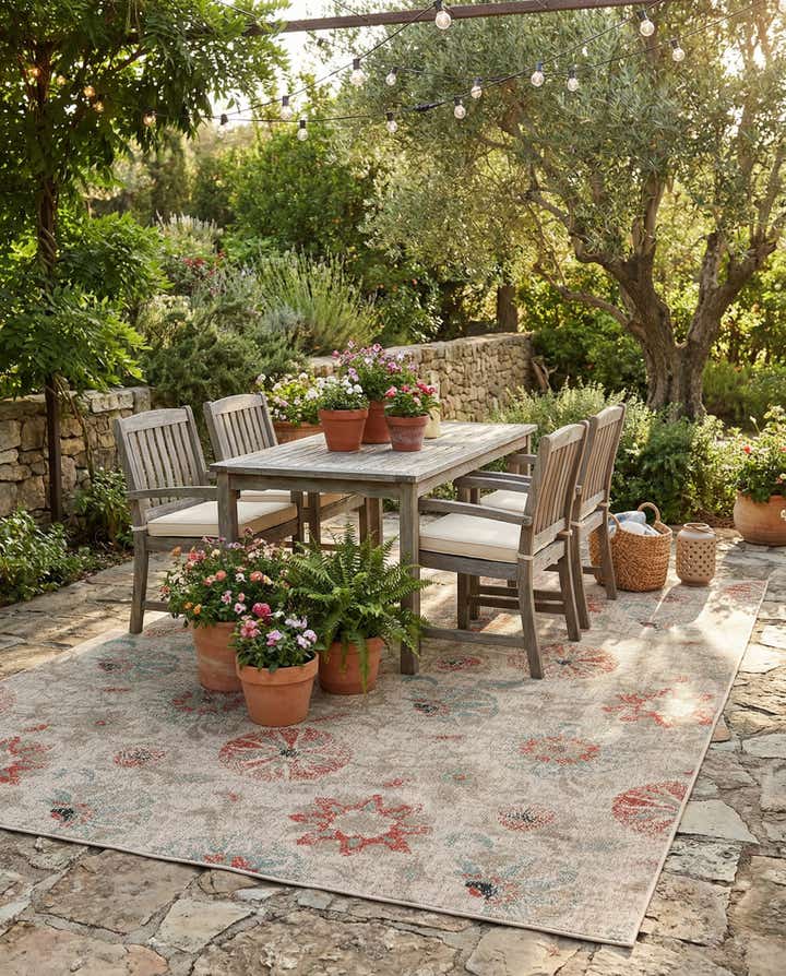 7' 10 x 10' Easy-Clean Botanical Indoor / Outdoor Rug