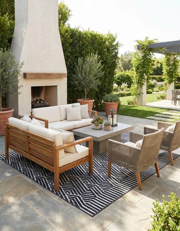 8' x 10' Easy-Clean Sabrina Soto Hudson Indoor / Outdoor Rug
