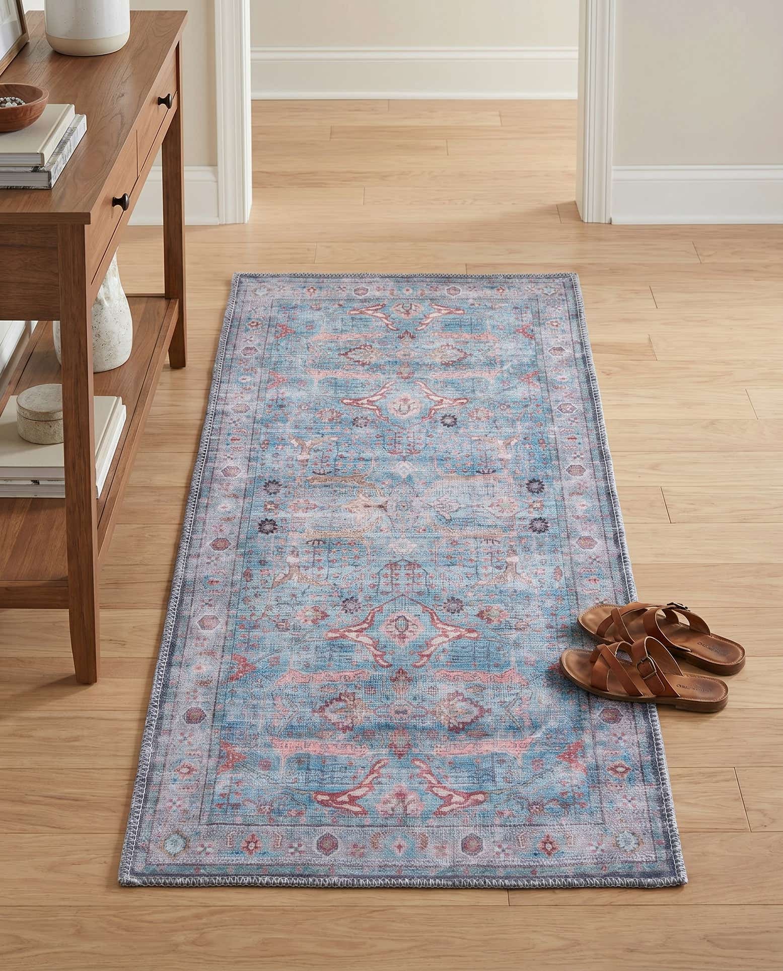 2' x 4' Washable Maahru Runner Rug