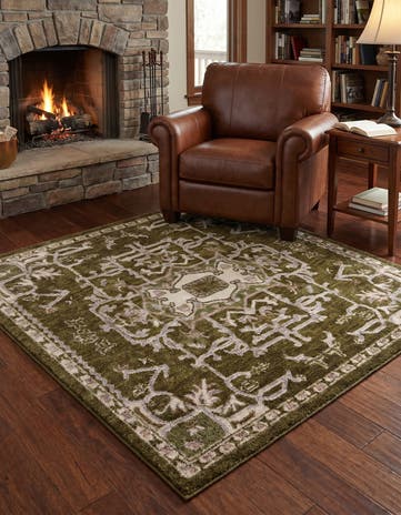 Green Grand Tradition Square Rug