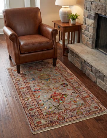 2' 8 x 4' 1 Hand Knotted Ariana Ziegler Rug
