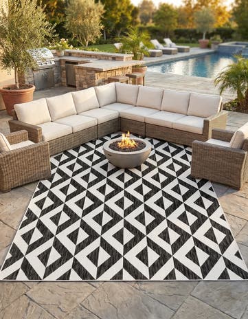 Charcoal Gray Easy-Clean Jill Zarin Napa Indoor / Outdoor Rug