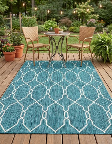 4' x 6' Easy-Clean Lattice Indoor / Outdoor Rug