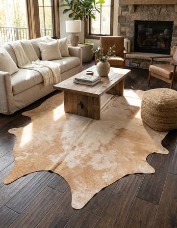 5' 10 x 7' Cowhide Leather Rug