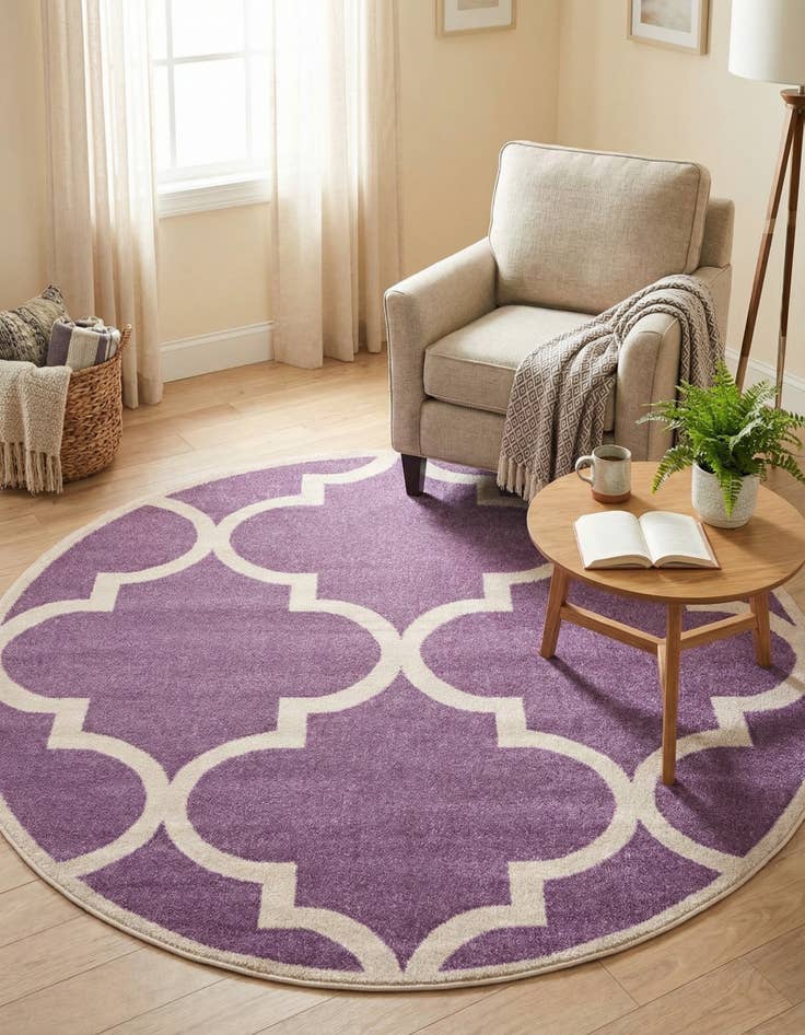 Detail image of 6' x 6' Lattice Round Rug