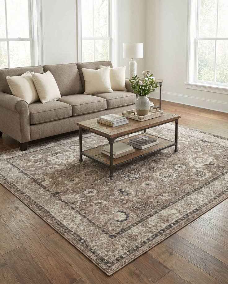 Detail image of 7' 10 x 7' 10 Madeline Square Rug