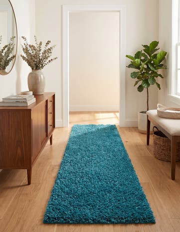 2' x 8' Solid Shag Runner Rug