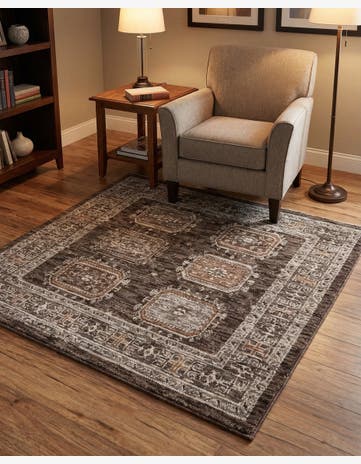 5' x 5' Grand Tradition Rug