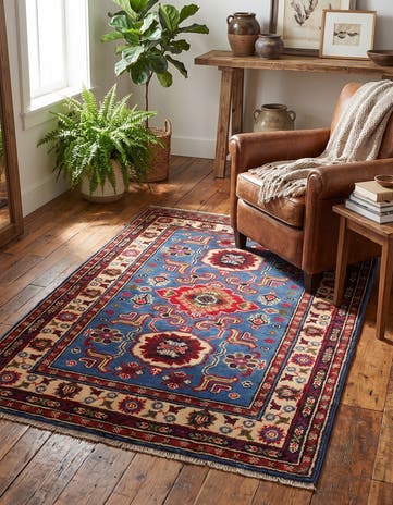2' 8 x 4' Hand Knotted Kazak Rug
