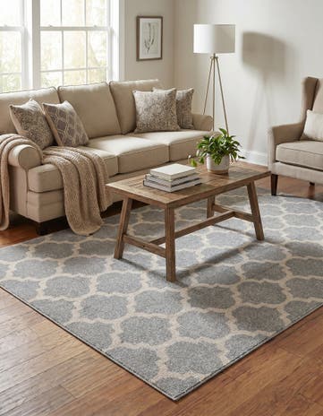 5' 3 x 8' Trellis Rug