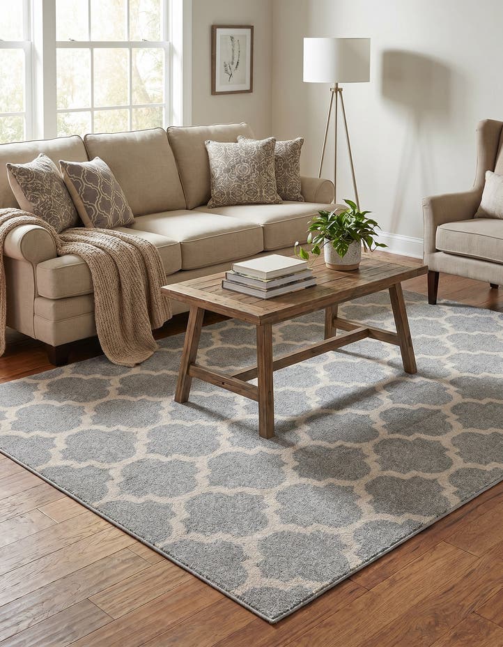 5' 3 x 8' Lattice Rug