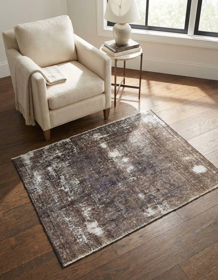 Detail image of 4' x 5' Hand Knotted Ultra Vintage Persian Wool Square Rug