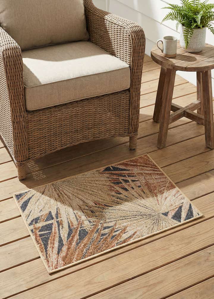 2' x 3' Easy-Clean Botanical Indoor / Outdoor Rug