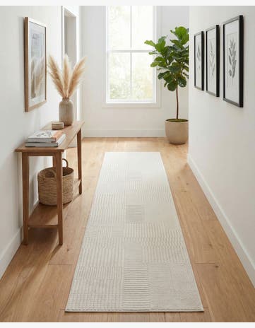 2' 7 x 12' Textura Designer Runner Rug