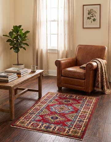 2' 8 x 4' 2 Hand Knotted Kazak Rug