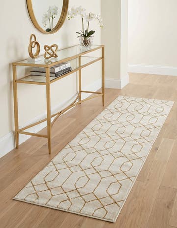 2' x 6' Marilyn Monroe™ Glam Trellis Runner Rug